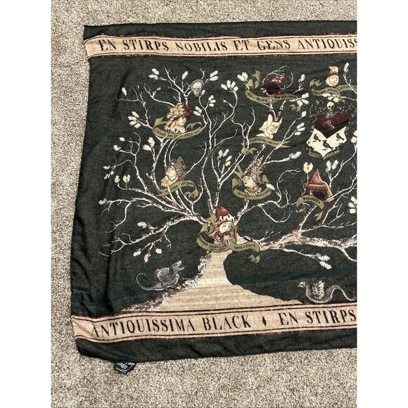 Harry Potter Hogwarts Sirius Black Family Tree Tapestry Scarf Loot Crate - Picture 2 of 8